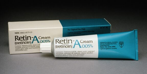 Johnson & Johnson Retin-A 0.05% Cream tube
