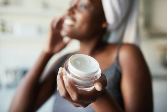 Hydroquinone cream, skin lightening color.