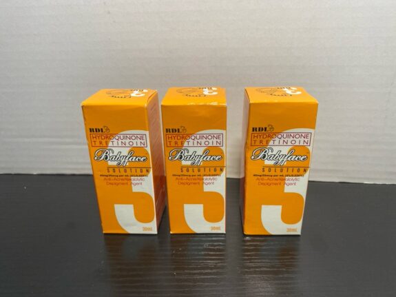 Hydroquinone Tretinoin 3 cream jar